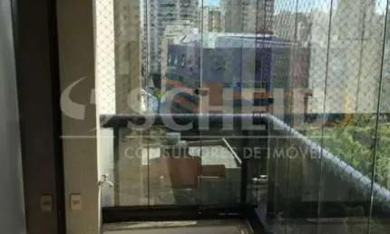 Apartamento à venda com 3 quartos  em moema pássaros