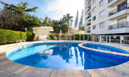 Apartamento com 3 Quartos Sendo 1 suíte, 3 banheiros, 2 Vagas à Venda no Campo Belo