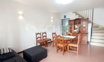 Sobrado de 205m² com 3 quartos e 2 vagas à venda na Vila Alexandria - SP