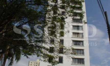 Cobertura Exclusiva com Piscina e Churrasqueira no Campo Belo