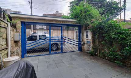 Casa com 4 Quartos e 2 vagas à Venda, 140 m² por R$ 1.100.000