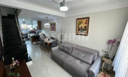 CASA EM CONDOMÍNIO NO MIOLO DO CAMPO GRANDE/SP PRÓXIMO A JD MARAJOARA - 2 DORMS - 2 SUÍTES - 2 VAGAS
