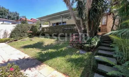 Casa a venda  no jardim Marajoara  com 250m², 3 quartos sendo 2 suítes , 2 vagas