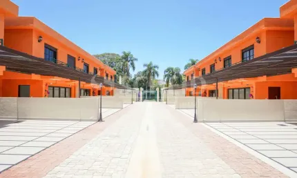 Casa em condomínio fechado com 4 quartos à venda na Rua Carlos Baptista de Magalhães, --, Jardim Prudência, São Paulo