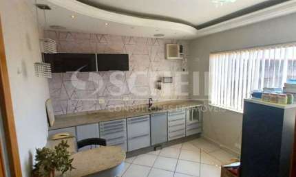 Sala 16m², na Capela do Socorro próximo ao Carrefour Bairro.