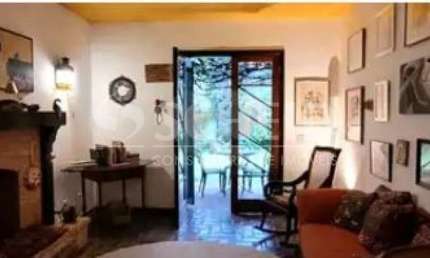 Casa - Granja Julieta  com 4 quartos sendo 1 suíte e 4 vagas de garagem!!