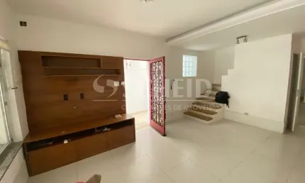 Sobrado à venda, 180m², 2 dormitórios, versátil, para uso residencial ou comercial no Campo Belo