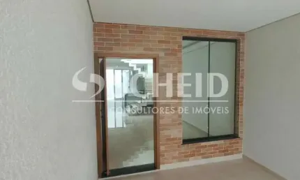 Casa nova, na Vila São Pedro, 3 dormitórios,1 suíte, cozinha, 3 banheiros, 2 vagas
