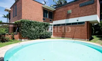 Casa a venda no coração da granja julieta com 4 quartos!