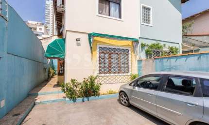 Sobrado de 128m² com 3 quartos sendo 1 suíte à venda na Vila Alexandria - SP