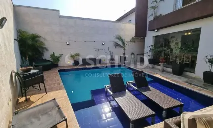 4 Quartos, 1 Suíte,  3 Banheiros, 4 Vagas e Piscina- Jardim Consorcio