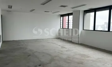 Sala comercial a venda com 120m² 2 banheiros e 2 vagas no alto da boa vista
