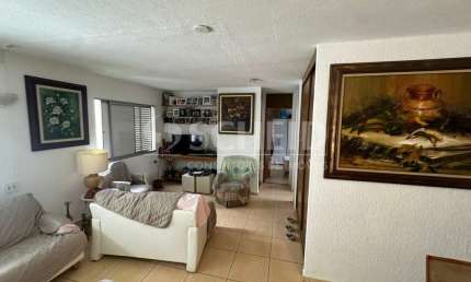 Apartamento 80m² com  03 quartos 01 suíte 03 banheiros 01 vaga no Rua Sócrates