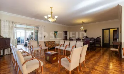 Casa Residencial de Alto Padrão. CHACARA MONTE ALEGRE