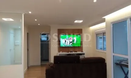 Apartamento à venda  2 dormitórios (1 suíte), 2 banheiros, 2 vagas  próximo à avenida e bosque