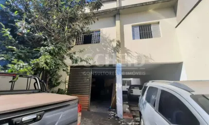 Galpão comercial com escritórios, em terreno de 500m