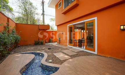 Sobrado de esquina, com 3 suítes e 2 vagas, em localização privilegiada no Alto da Boa Vista!
