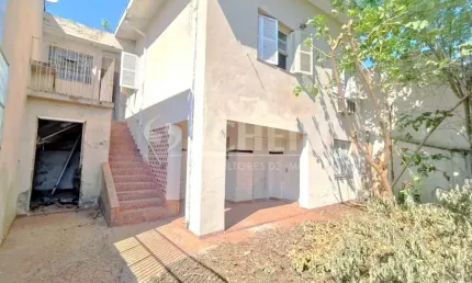 Casa térrea com 3 dormitórios à venda no Jardim Prudência em São Paulo !