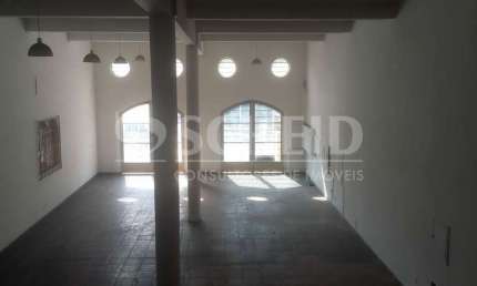 ÓTIMO PRÉDIO COMERCIAL, EM AVENIDA COM GRANDE FLUXO