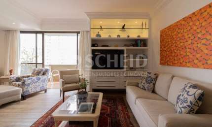 Apartamento à Venda em Moema Pássaros, 170 m², 3 quartos, 1 suíte e 2 vagas.