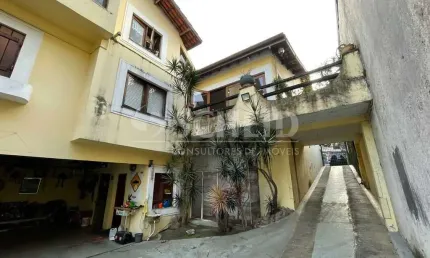 Casa com 4 quartos à venda na Rua Jacatirão, --, Chácara Monte Alegre, São Paulo