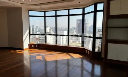 Cobertura para Locação no Itaim ? 4 Suítes, 4 Vagas de Garagem, 311m²