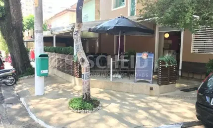 Casa comercial a venda, com 2 saloes , 3 banheiros, chacara santo antonio
