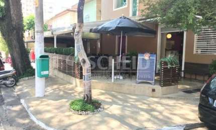 Casa comercial locacao, Chacara Santo Antonio, 2 saloes, 3 banheiros