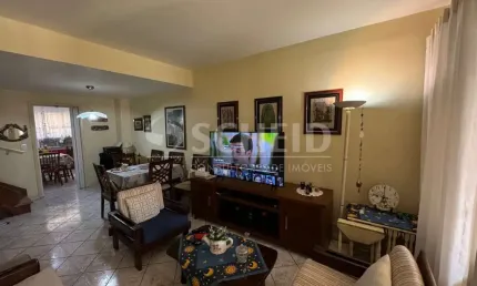 Casa á venda com 2 quartos, 1 vaga na vila santa catarina
