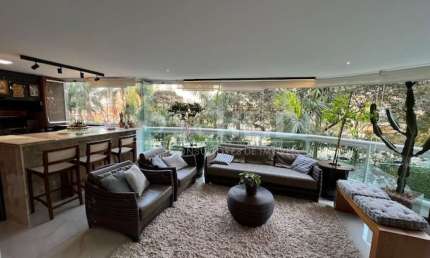 Apartamento a venda ou locação no jardim marajoara ,com 246 m², 04 quartos sendo 4 suítes .4 vagas .