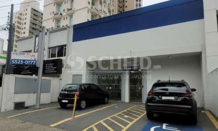 Prédio a 200m do shopping Ibiraquera, com 486m2 , excelente localização no Campo Belo.