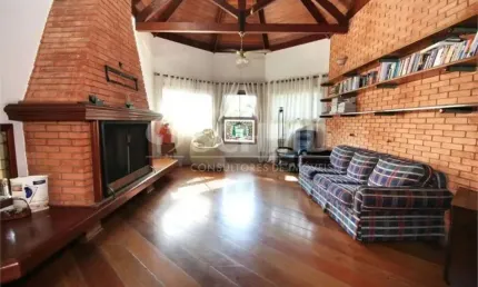 Casa à venda com 800m², 5 quartos (2 suítes) no alto da boa vista