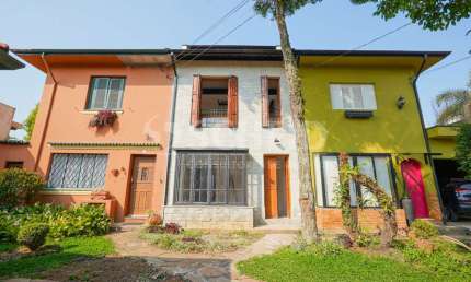 Casa de Vila no Alto da Boa Vista , em meio ao verde da Hípica Santo Amaro, com 250 m² área total.