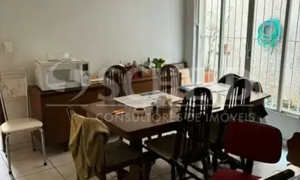 Casa á venda de 179m² com 3 quartos e 2 vagas na Vila Inglesa.