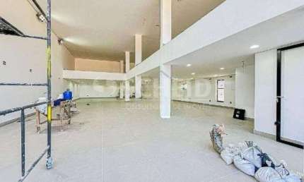 Prédio com 1 sala para alugar na Rua Edoardo Bizzarri, --, Jardim dos Lagos, São Paulo