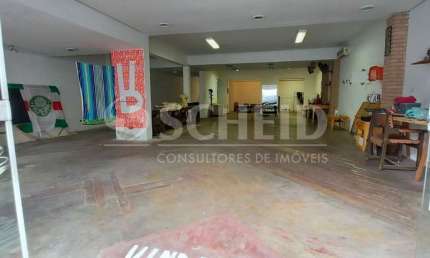 Casa comercial em Moema a 3 minutos a pé da estação Eucaliptos e do Shopping Ibirapuera