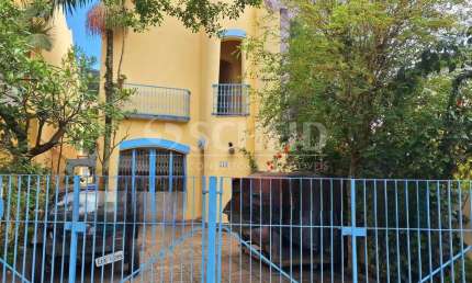 Casa à Venda, em Santo Amaro com 147m², 3 Quartos (1 suíte) e 2 vagas