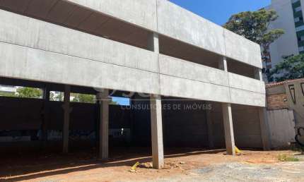ALUGA-SE GALPAO COMERCIAL 600m2 - possibilidade de aumentar pra 1180m2