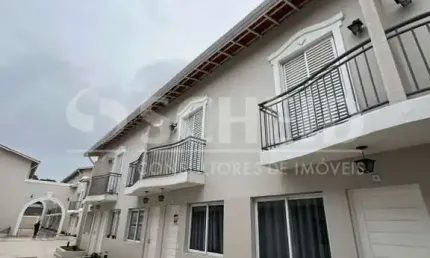 Linda Casa à Venda Condomínio fechado Próximo ao Autódromo de Interlagos