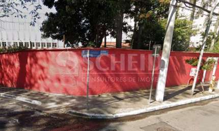 Área comercial em esquina com 1250m2 em excelente localização no Jardim Marajoara