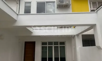 Casa com 3 quartos à venda na Rua Fernandes Moreira, --, Chácara Santo Antônio, São Paulo