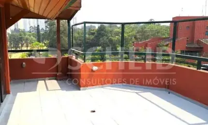 Cobertura duplex recém reformada no jardim marajoara