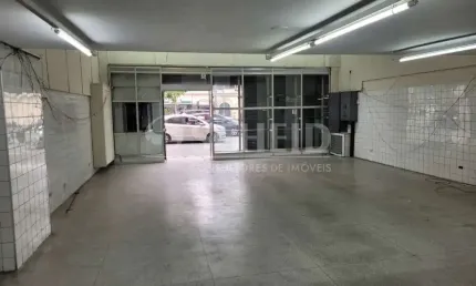 Galpão com 170m2 com mezanino em ótima localização no Jabaquara.
