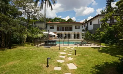 Casa com 5 quartos à venda na Avenida Professor Rubens Gomes de Souza, --, Jardim Cordeiro, São Paulo