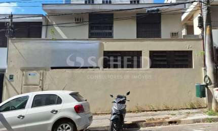 Casa à Venda na Chácara Santo Antônio com 303m², 4 salas e 4 banheiros