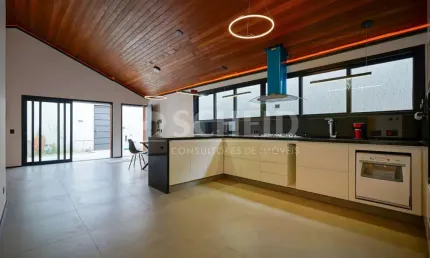 Casa à venda no alto da boa vista totalmente reformada e pronta para morar!