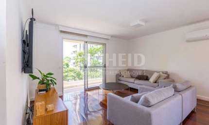 Apartamento á Venda no Brooklin com 162m², 3 quartos sendo 3 suítes, 3 vagas.
