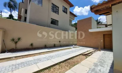 Casa terrea em condominio , 740 metros de terreno ,250 de area util , 03 suites