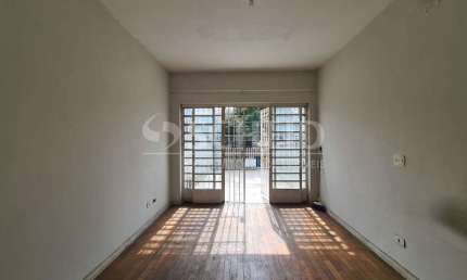 Sobrado à venda de 225,00m² útil, com 3 quartos, na Vila Mascote