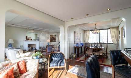Apartamento a venda de 255,00m² útil, com 4 quartos, no Campo Belo.